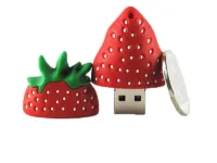 Clé USB mignonne 2.0 de 4 à 64 Go. Design fraise original, haute compatibilité, vitesse stable. Parfaite pour un cadeau fun et utile. Livraison rapide !