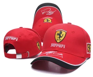 Adoptez la casquette SF Team 2025 – un accessoire de sport respirant, stylé et réglable, idéal pour tous les fans de Formule 1. Confort quatre saisons, design géométrique exclusif.