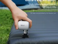 Mini pompe à air Baseus sans fil, 2-en-1 gonflage et dégonflage rapide. Ultra-légère, idéale pour matelas, sacs sous vide, camping, LED intégrée.