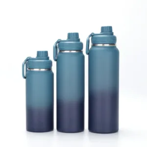 Bouteille d'eau thermique personnalisée 600 à 1000ml en inox 18/8. Gravure de nom/logo. Garde chaud 12h, froid 24h. Parfaite pour cadeaux, sport et camping.