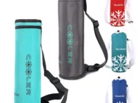 Transportez vos boissons au frais avec ce sac isotherme pour bouteille. Étanche, léger, en tissu Oxford isolant, il protège vos bouteilles en voyage, sport ou pique-nique.