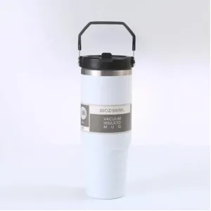 Gardez vos boissons froides ou chaudes pendant des heures avec ce gobelet Stanliess 30oz en acier inoxydable. Parfait pour la voiture, le bureau ou les voyages. Poignée ergonomique, couvercle étanche, paille incluse.