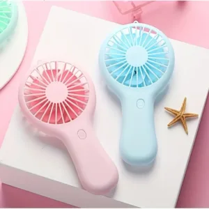 Restez au frais cet été avec le mini ventilateur de poche KFKF 800mAh USB rechargeable. Léger, silencieux, puissant et idéal pour vos déplacements !