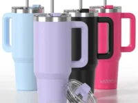 Découvrez le gobelet Watersy 30/40oz en acier inoxydable avec poignée et paille. Grande capacité, étanchéité garantie, parfait pour café, thé ou boissons fraîches. Idéal bureau, voiture et extérieur !