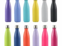 Bouteille isotherme en inox 500/750 ml avec couvercle étanche. Garde les boissons froides 24h et chaudes 12h. Idéale pour café glacé, thé, voyages ou à la maison.