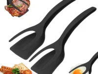 Retournez et saisissez vos aliments d’un seul geste avec cette spatule pince 2 en 1 en nylon antiadhésif. Résistante à la chaleur, idéale pour œufs, steak, crêpes et plus