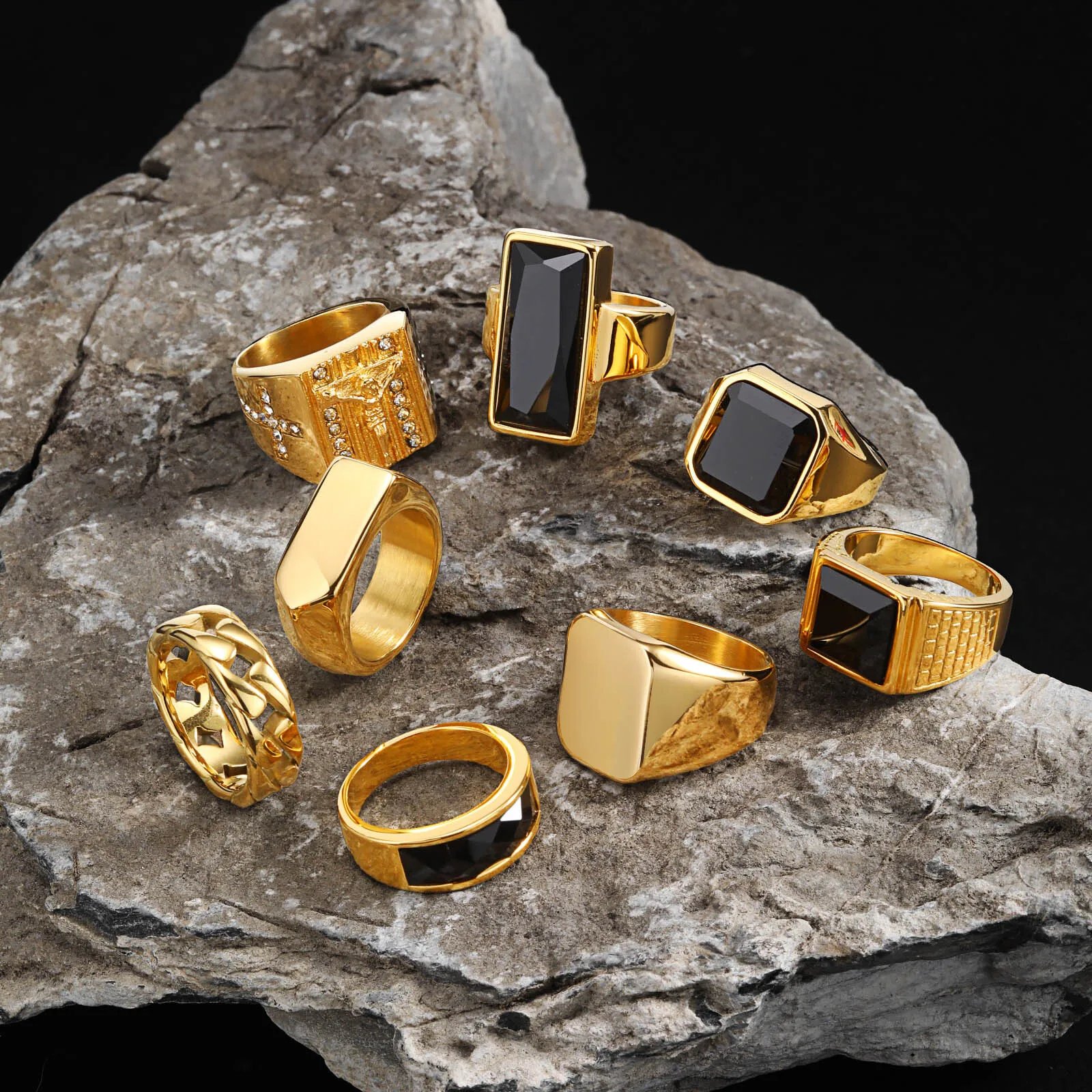 Bague Punk Homme Plaquée Or – Chevalière Géométrique Noire Carrée Port. rapide 4 Bague Punk Homme Plaquée Or – Chevalière Géométrique Noire Carrée Port. rapide – Image 4