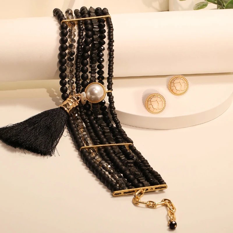 Parure Vintage Perles & Glands – Collier Choker Géométrique et Boucles d’Oreilles Élégantes | Bijoux Femme Mariage & Soirée Chic 6 Parure Vintage Perles & Glands – Collier Choker Géométrique et Boucles d’Oreilles Élégantes | Bijoux Femme Mariage & Soirée Chic – Image 6