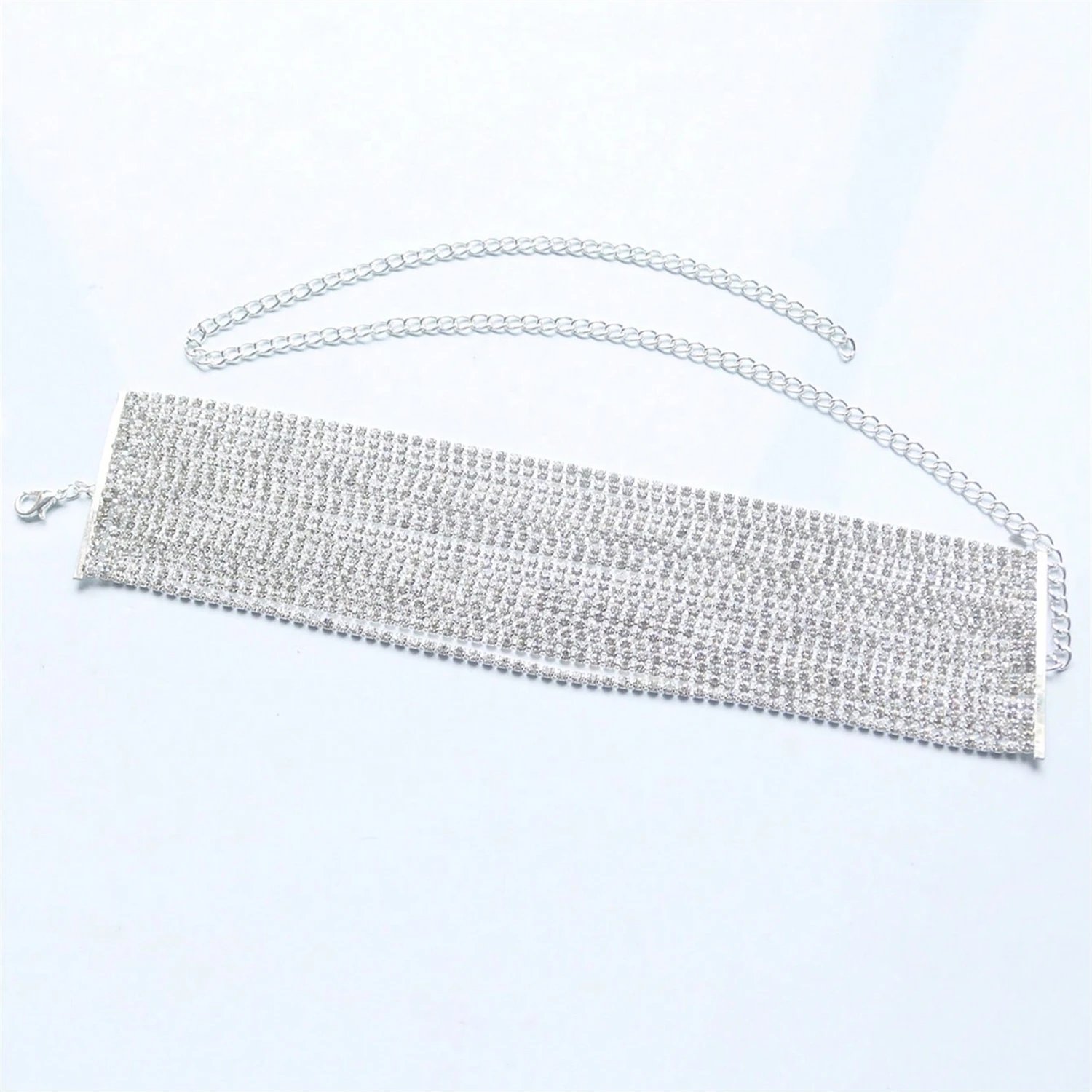 Collier à Pampilles Multicouches en Strass Luxe – Chaîne de Clavicule Élégante & Exagérée pour Soirée et Fête 3 Collier à Pampilles Multicouches en Strass Luxe – Chaîne de Clavicule Élégante & Exagérée pour Soirée et Fête – Image 3