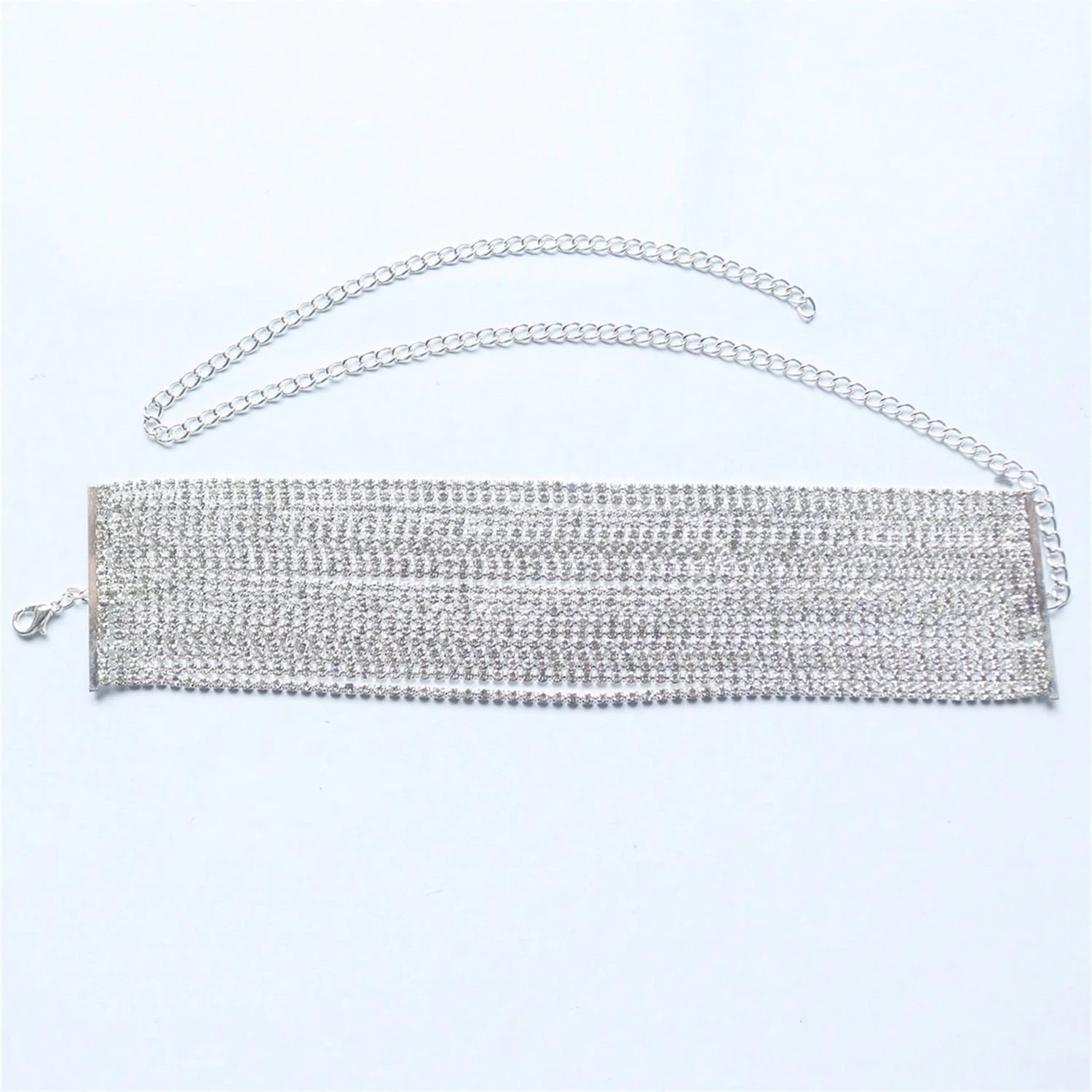 Collier à Pampilles Multicouches en Strass Luxe – Chaîne de Clavicule Élégante & Exagérée pour Soirée et Fête 2 Collier à Pampilles Multicouches en Strass Luxe – Chaîne de Clavicule Élégante & Exagérée pour Soirée et Fête – Image 2