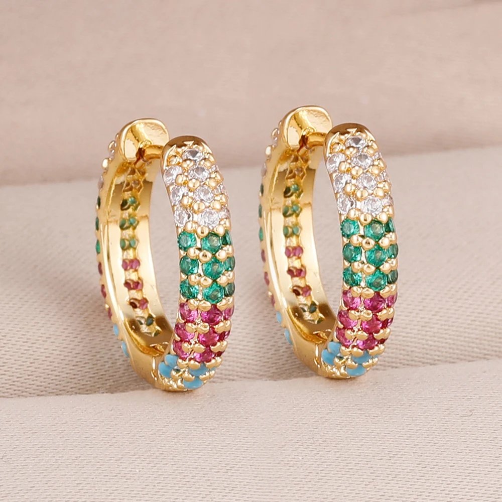 Boucles d’Oreilles Huggie en U Plaqué Or 14K – Créoles Géométriques en Zircon CZ & Acier Inoxydable Port. rapide 3 Boucles d’Oreilles Huggie en U Plaqué Or 14K – Créoles Géométriques en Zircon CZ & Acier Inoxydable Port. rapide – Image 3