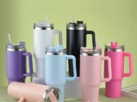 Bouteille isotherme 40oz avec poignée et paille intégrée. Inox 304, 6–12 h d’isolation, grande capacité 1200 ml. Idéale sport, voiture, bureau et outdoor.