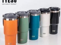 Mug isotherme TYESO thermos 600 à 1200 ml en inox 304. Poignée, paille détachable, large ouverture, chaud/froid 6–12h. Idéal sport, voiture, café, voyage.