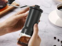 Découvrez notre moulin à café manuel portable : robuste, compact et facile à utiliser. Broyez vos grains de café où que vous soyez, pour un arôme toujours parfait.