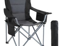 Chaise de camping pliante portable en tissu Oxford 600D résistante et confortable. Capacité 159 kg, dossier haut, accoudoirs ergonomiques, sacs de rangement intégrés et pliage rapide. Idéale camping, pêche, randonnée et activités en plein air.