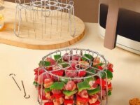 Grille verticale en acier inoxydable pour air fryer cuisson uniforme brochettes suspendues accessoire pratique pour barbecue maison.
