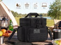 Sac isotherme tactique extensible de 18 L pour hommes. Glacière robuste et étanche pour le travail, le camping et les activités outdoor. Compartiment thermique extensible, poches tactiques, poignée renforcée, polyester durable. Marque ReFire Gear. Très demandée et très bien notée.