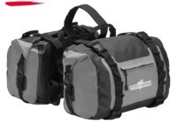 Sacoches moto KEMIMOTO 50L étanches en PVC renforcé. Deux sacs latéraux de 25L, compatibles BMW GS, Honda Africa Twin, Yamaha Tenere, Kawasaki KLR et motos Adventure. Idéales pour voyages, camping, road trips et motards nomades. Catégorie Sacs Cargo Utilitaires.
